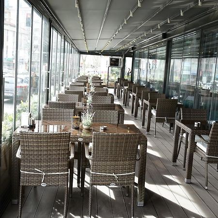 Atasehir Palace Hotel & Conference 이스탄불 외부 사진