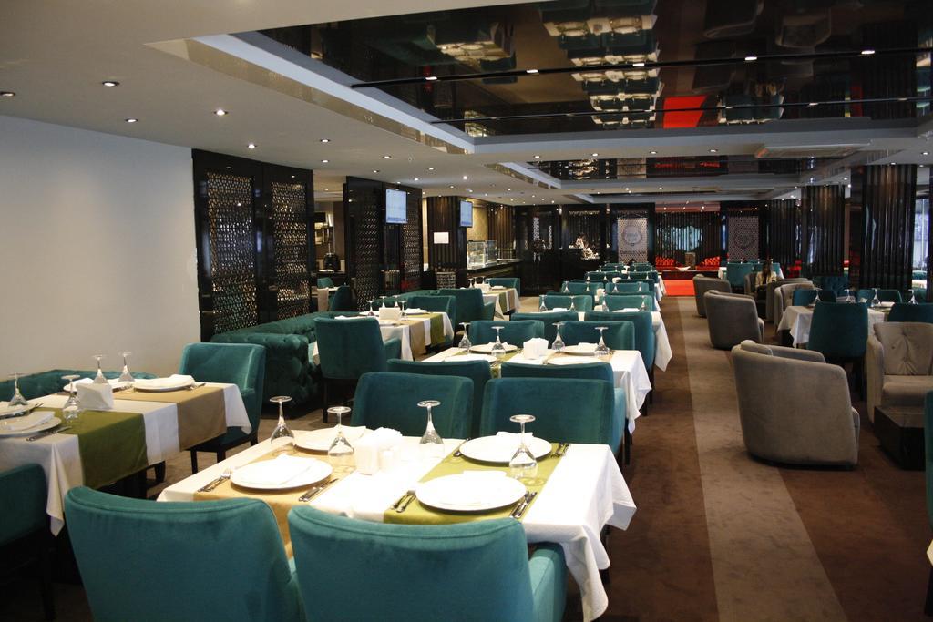 Atasehir Palace Hotel & Conference 이스탄불 외부 사진