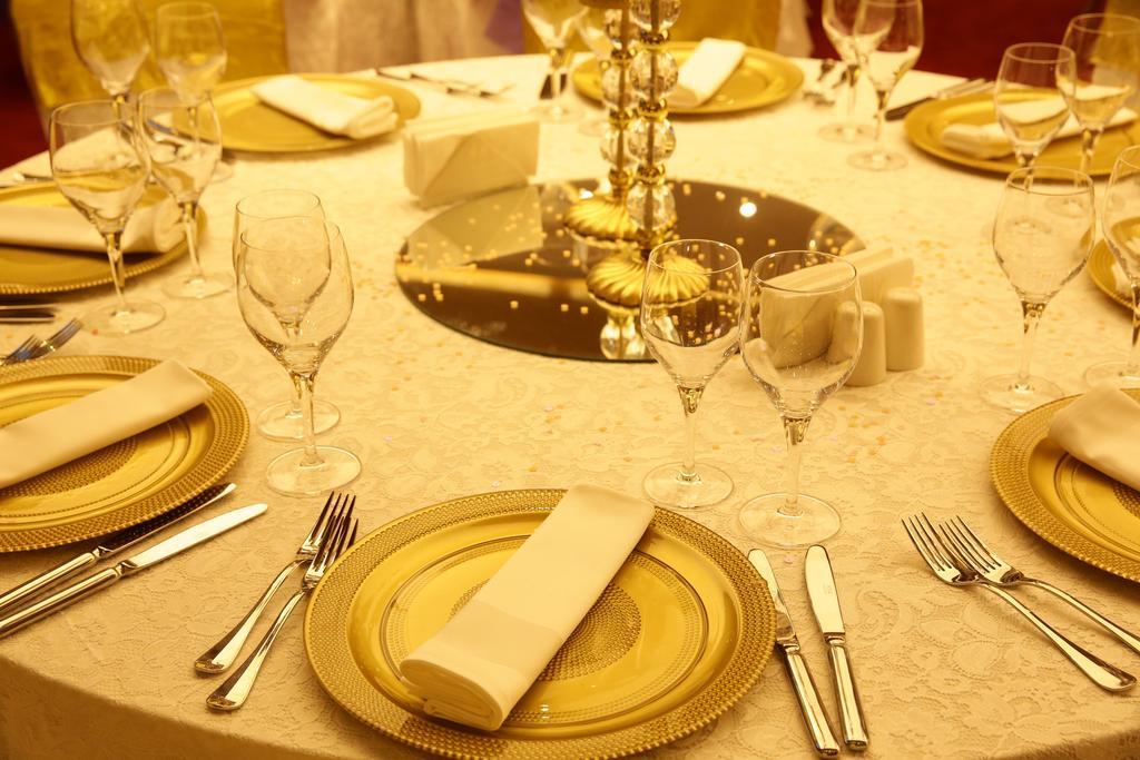 Atasehir Palace Hotel & Conference 이스탄불 외부 사진