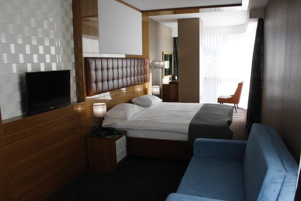 Atasehir Palace Hotel & Conference 이스탄불 외부 사진