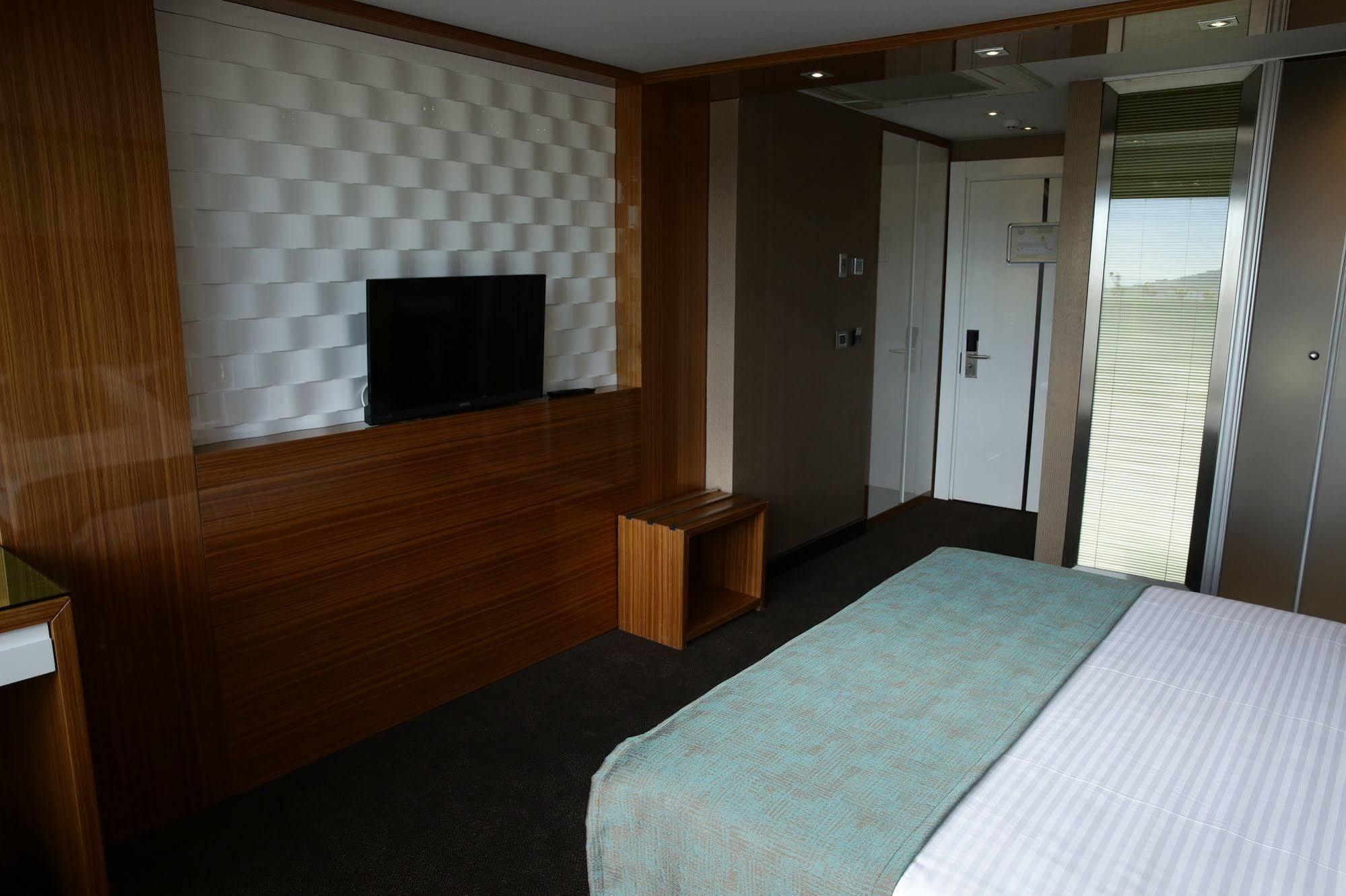 Atasehir Palace Hotel & Conference 이스탄불 외부 사진